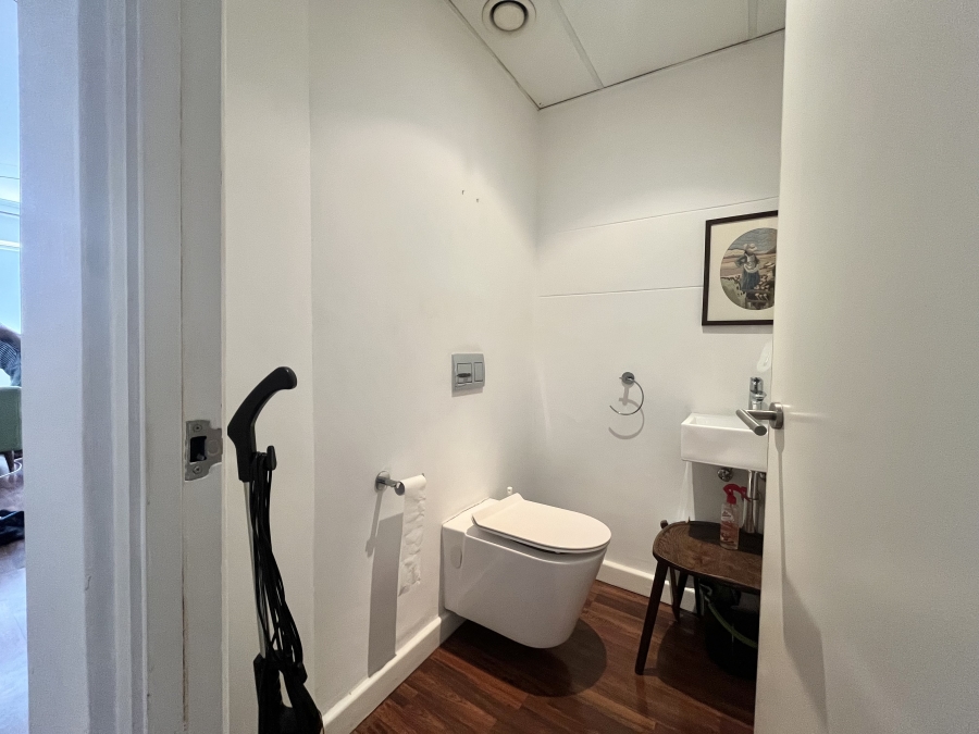 To Let 1 Bedroom Property for Rent in Cape Town City Centre Western Cape